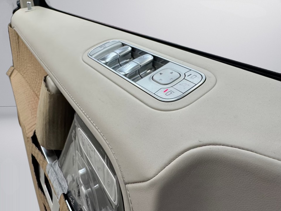 Mercedes-Benz G 450d AMG Line - foto 34