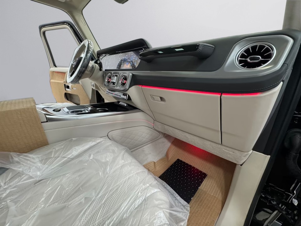 Mercedes-Benz G 450d AMG Line - foto 9