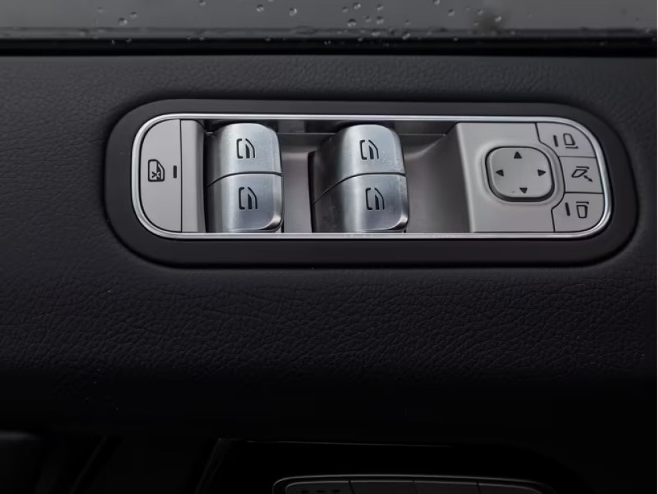 Mercedes-Benz G 450d AMG Line - foto 10
