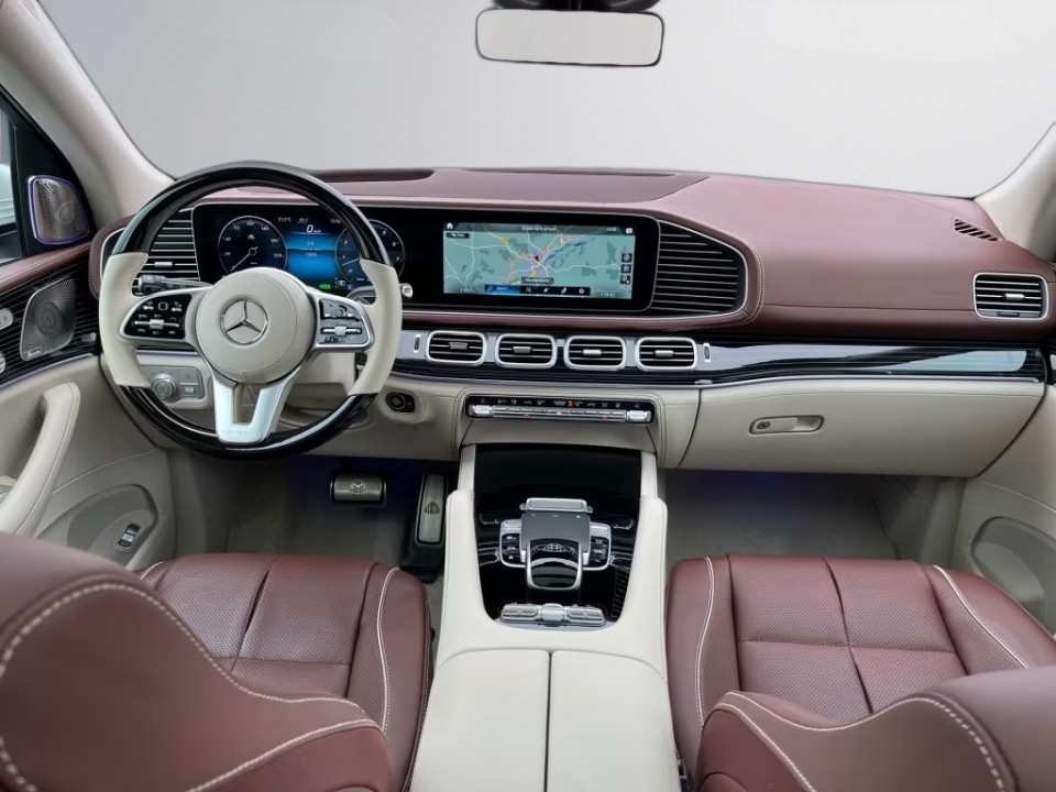 Mercedes-Benz GLS Maybach 600 - foto 8