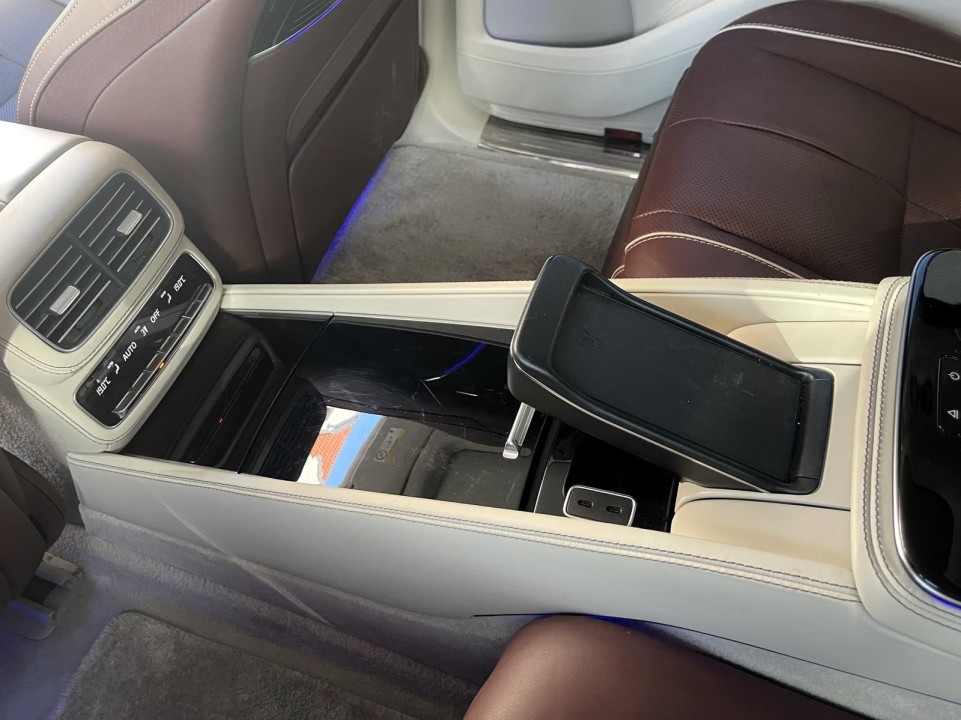 Mercedes-Benz GLS Maybach 600 4MATIC - foto 20
