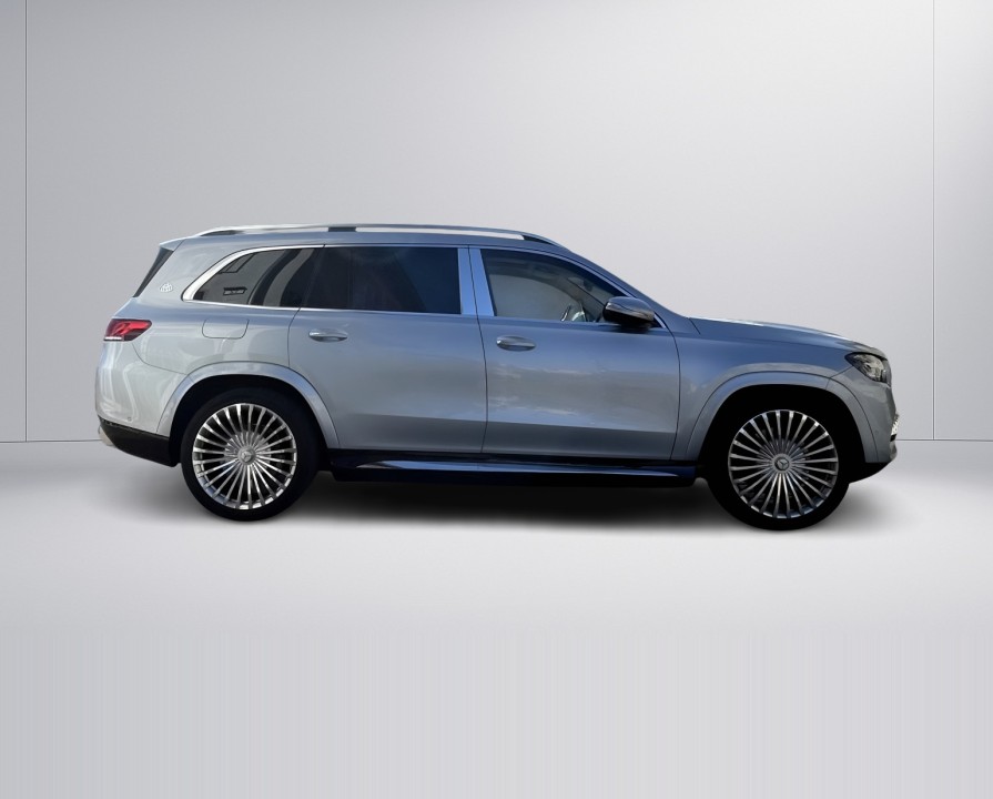 Mercedes-Benz GLS Maybach 600 4MATIC (2)