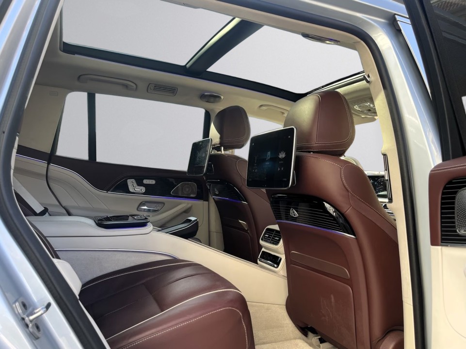 Mercedes-Benz GLS Maybach 600 4MATIC - foto 24