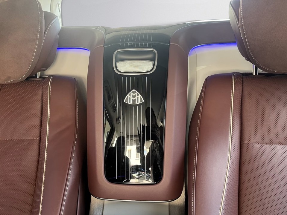 Mercedes-Benz GLS Maybach 600 4MATIC - foto 22