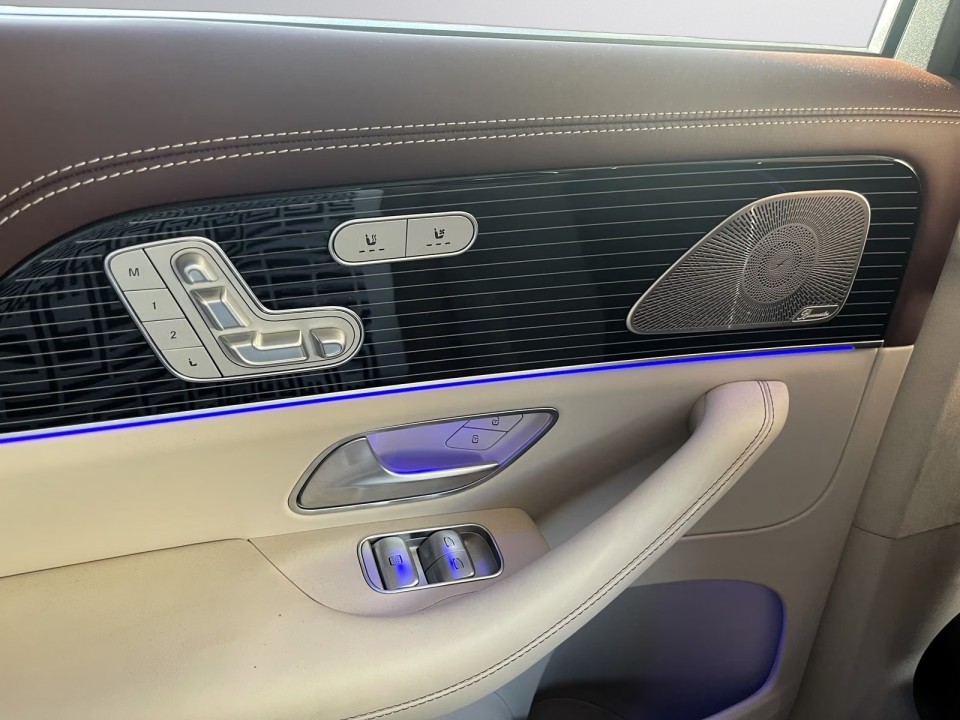 Mercedes-Benz GLS Maybach 600 4MATIC - foto 29