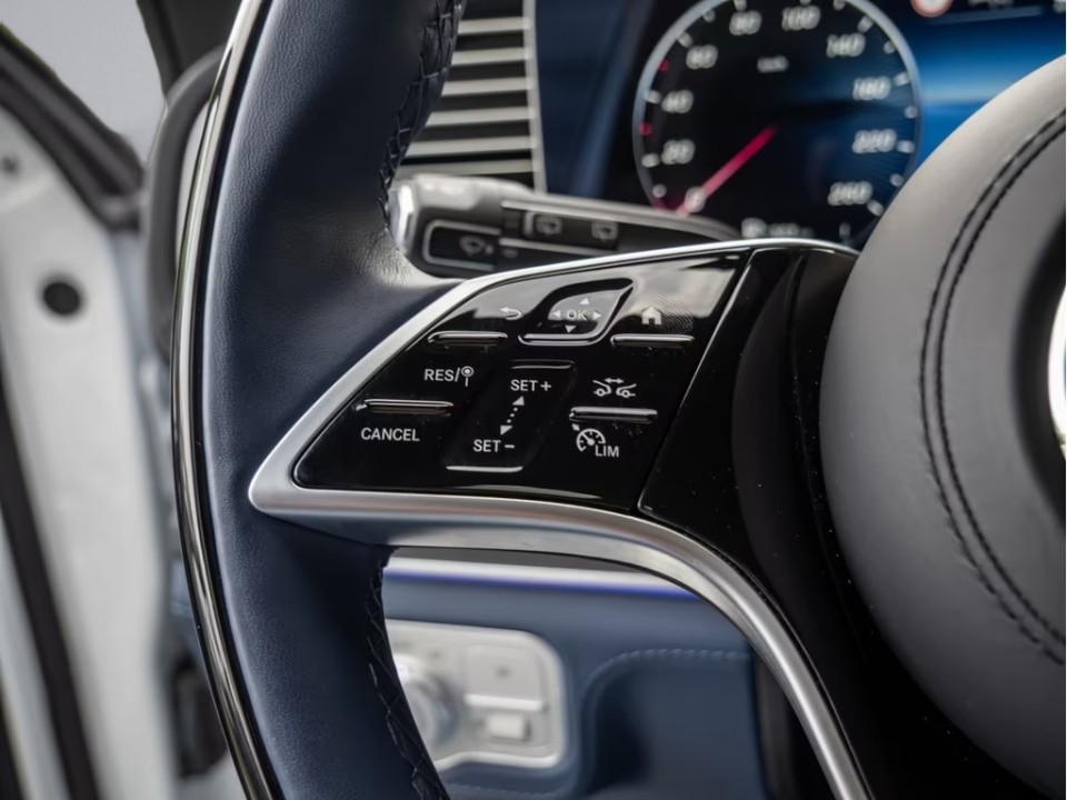 Mercedes-Benz GLS Maybach 600 - foto 7