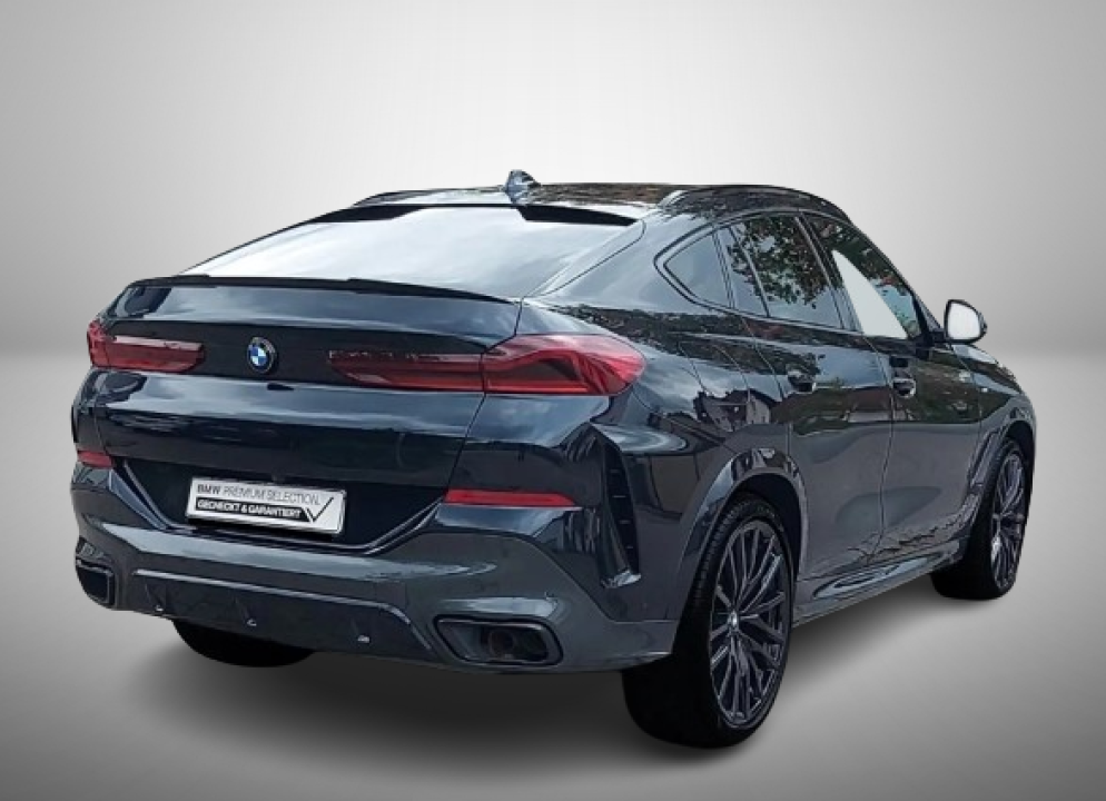 BMW X6 M 50i xDrive (2)