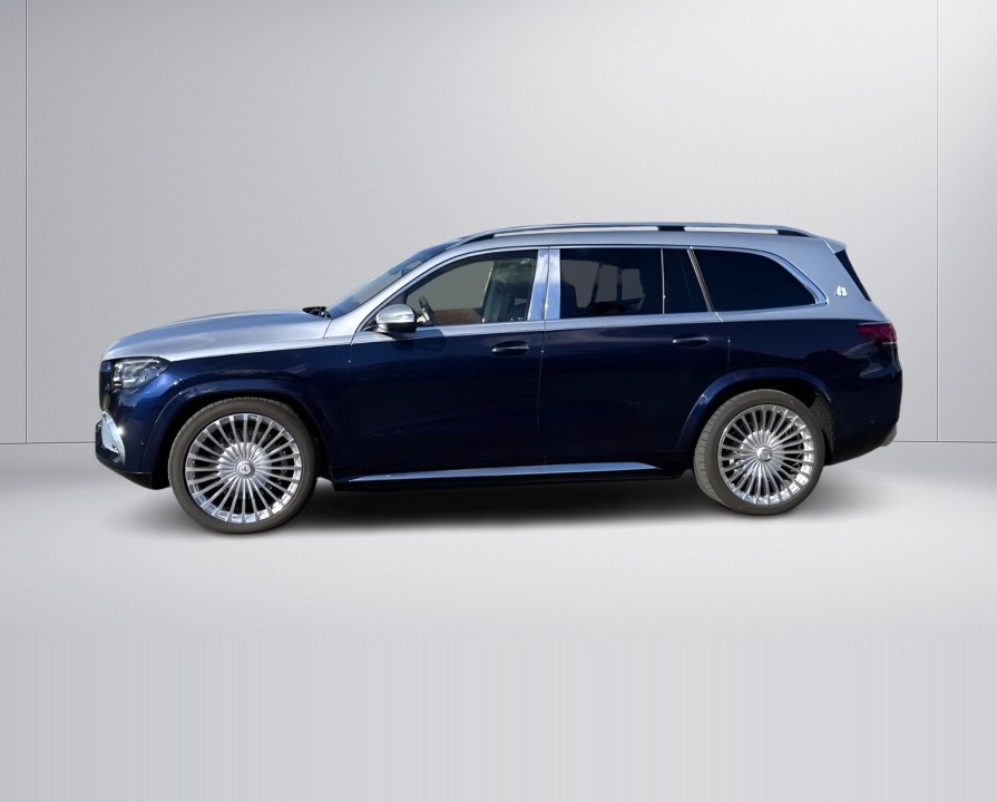 Mercedes-Benz GLS Maybach 600 (2)
