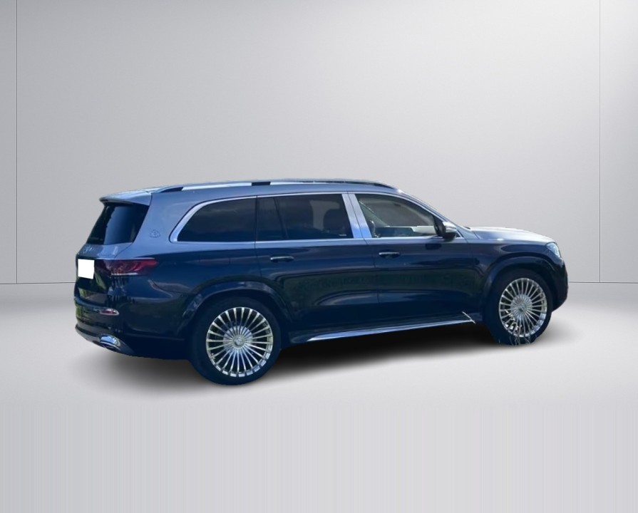 Mercedes-Benz GLS Maybach 600 (3)