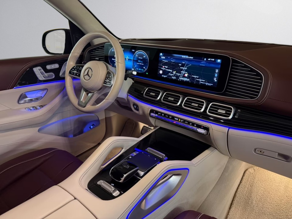 Mercedes-Benz GLS Maybach 600 - foto 15
