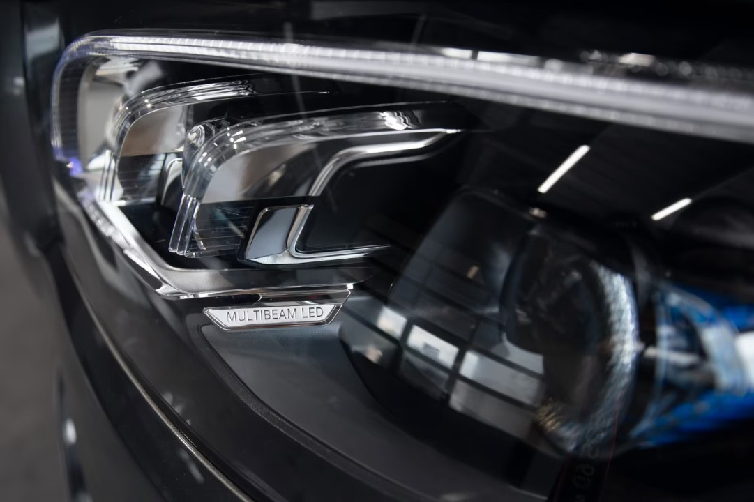 Mercedes-Benz GLS Maybach 600 - foto 41