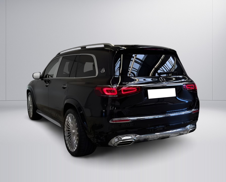 Mercedes-Benz GLS Maybach 600 (5)