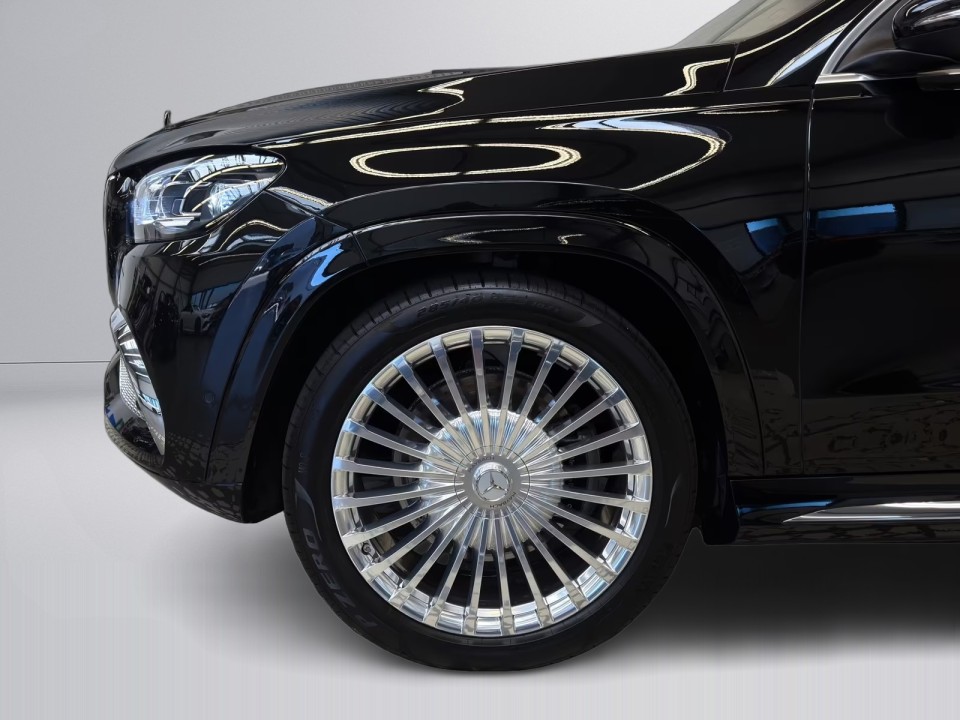 Mercedes-Benz GLS Maybach 600 - foto 26