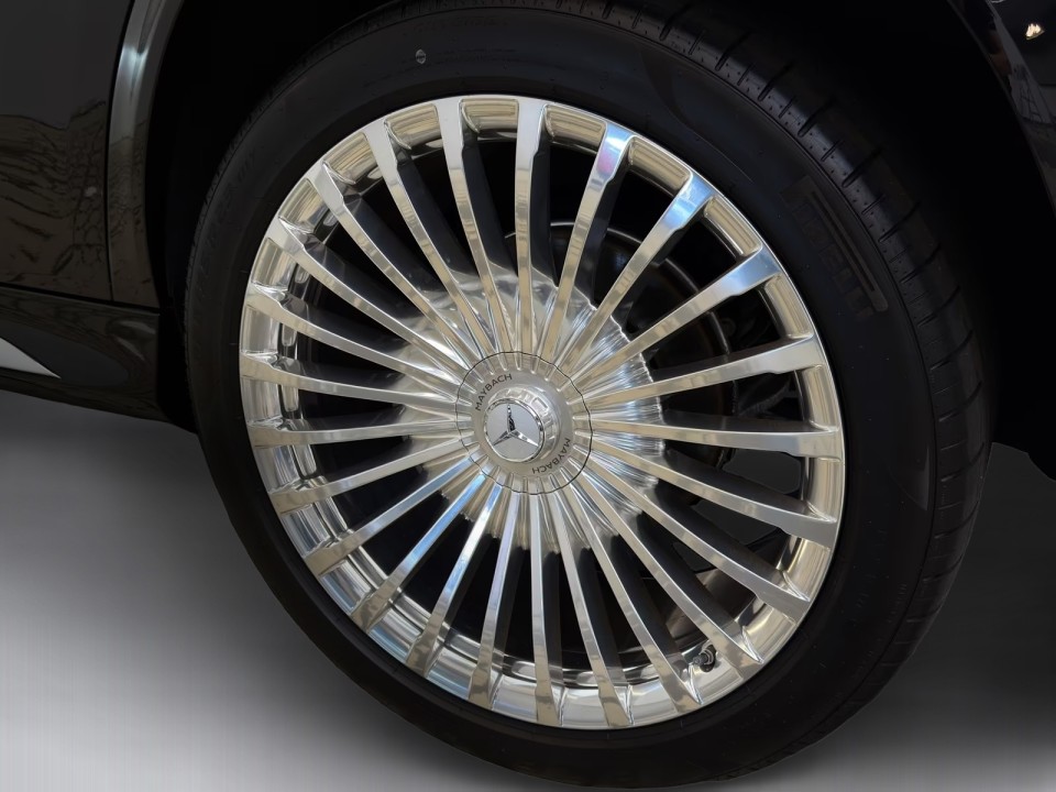 Mercedes-Benz GLS Maybach 600 - foto 27