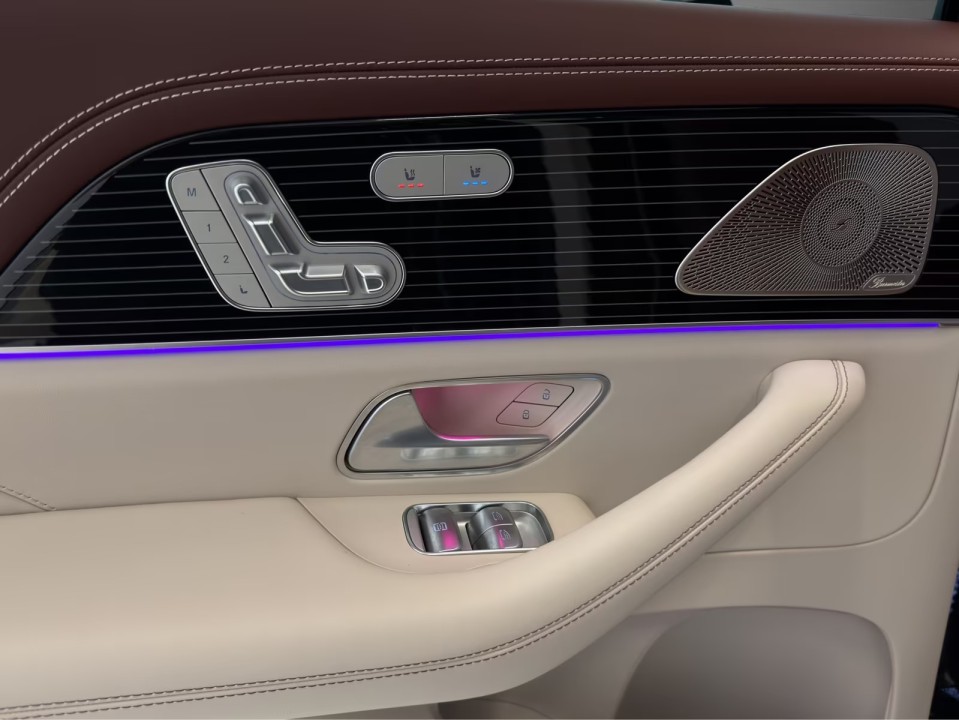 Mercedes-Benz GLS Maybach 600 - foto 19