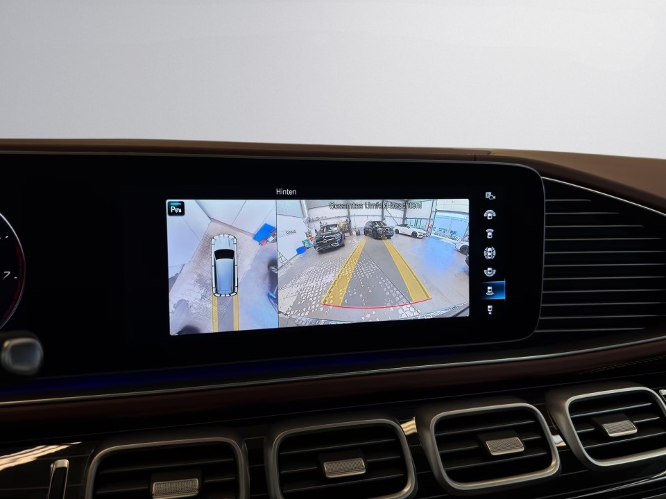 Mercedes-Benz GLS Maybach 600 - foto 21