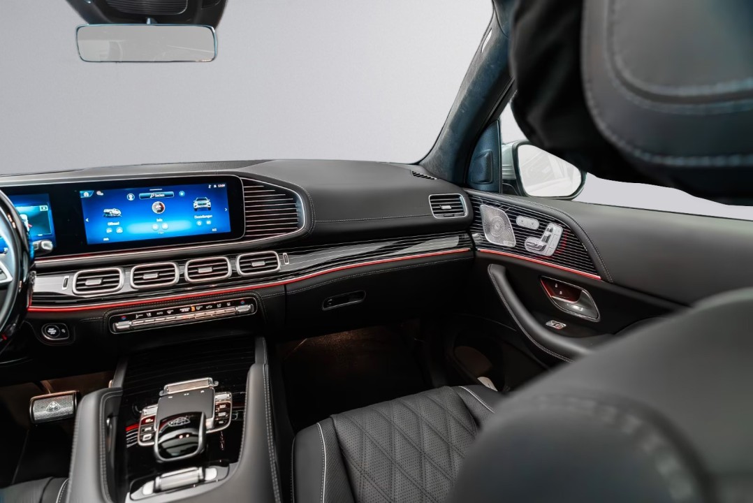 Mercedes-Benz GLS Maybach 600 - foto 16