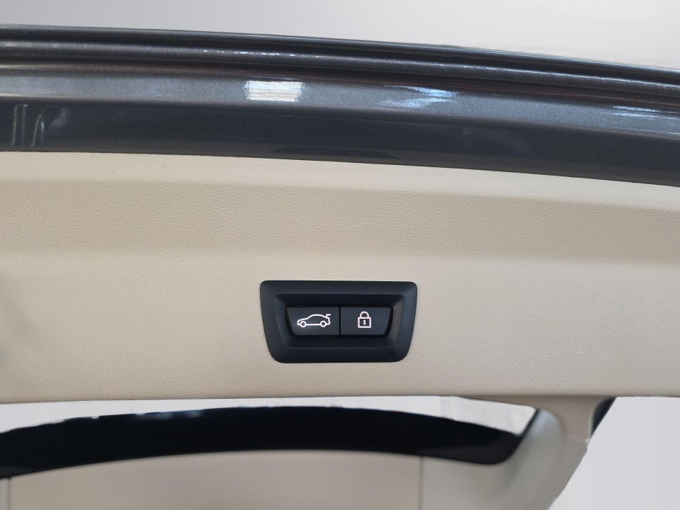 BMW X3 xDrive20d - foto 9
