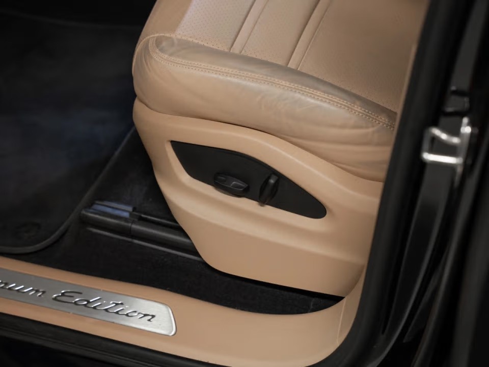 Porsche Cayenne Platinum Edition - foto 18