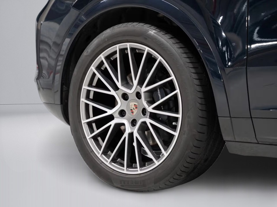 Porsche Cayenne Platinum Edition - foto 36