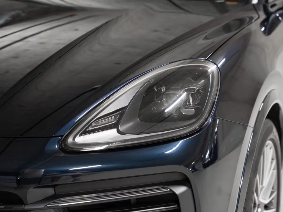 Porsche Cayenne Platinum Edition - foto 28