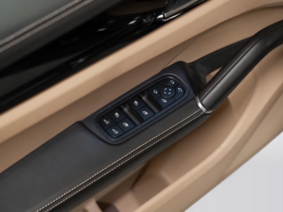 Porsche Cayenne Platinum Edition - foto 23
