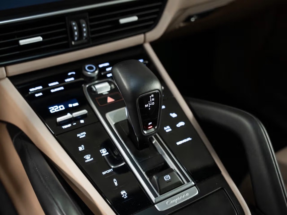 Porsche Cayenne Platinum Edition - foto 14