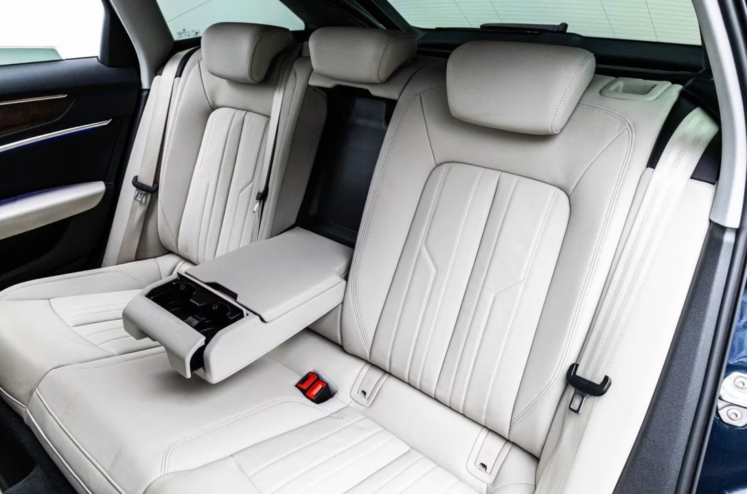 Audi A6 Allroad 55TFSI quattro - foto 11