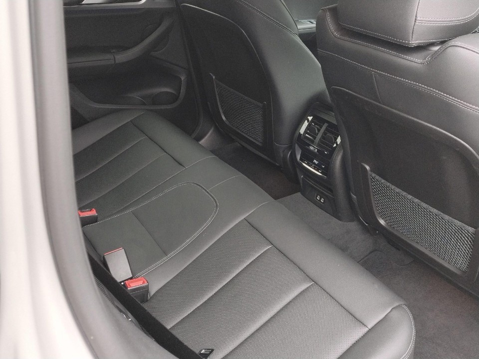 BMW X4 xDrive20i M-Sport - foto 11