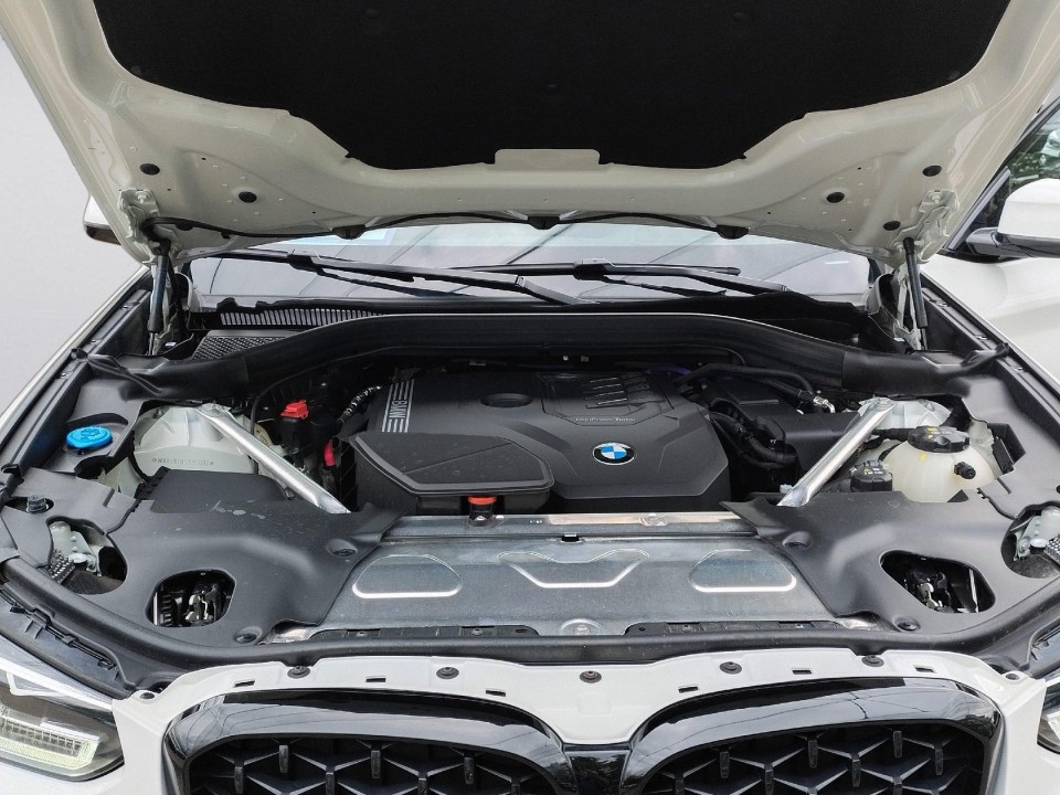 BMW X4 xDrive20i M-Sport - foto 14
