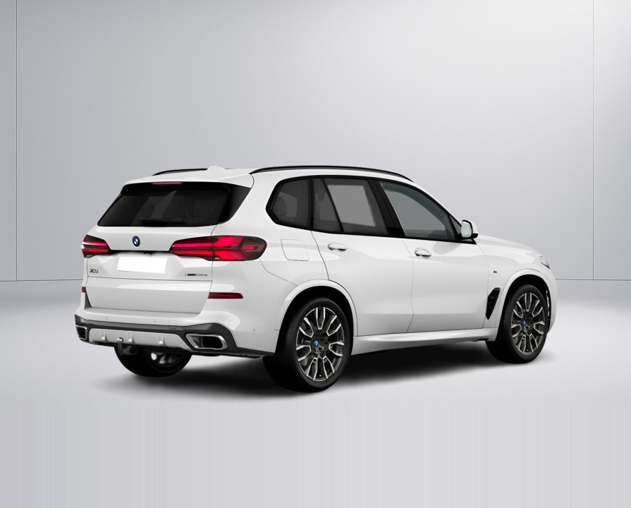 BMW X5 xDrive50e M-Sport (2)