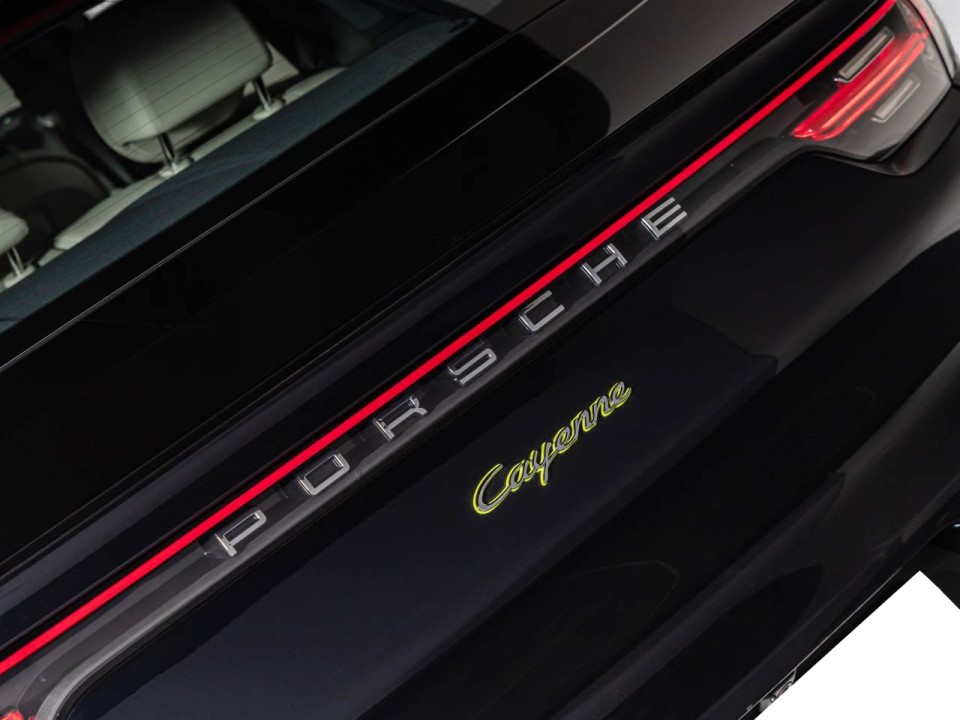 Porsche Cayenne Coupe E-Hybrid - foto 20