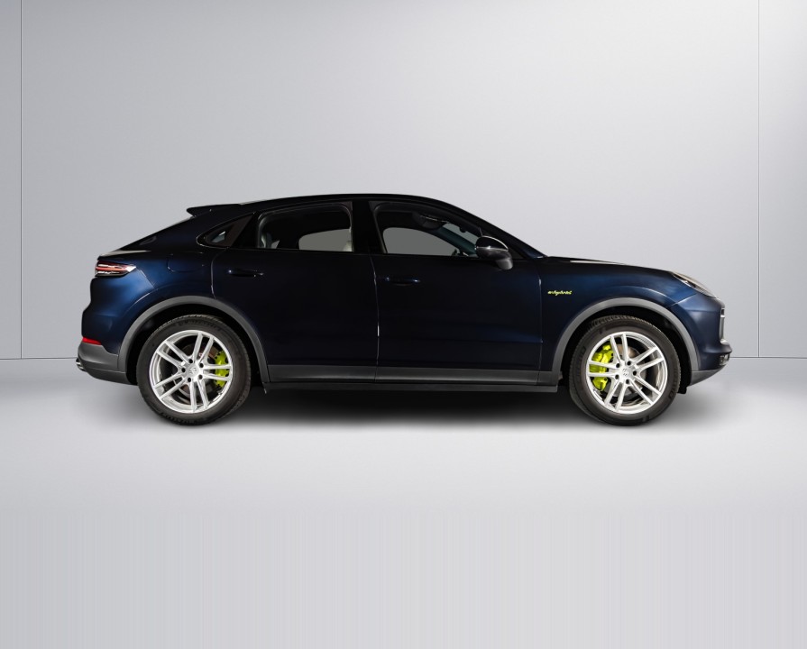 Porsche Cayenne Coupe E-Hybrid (2)