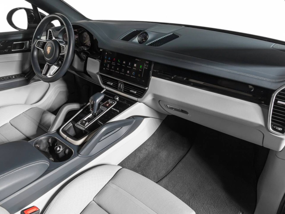 Porsche Cayenne Coupe E-Hybrid - foto 12