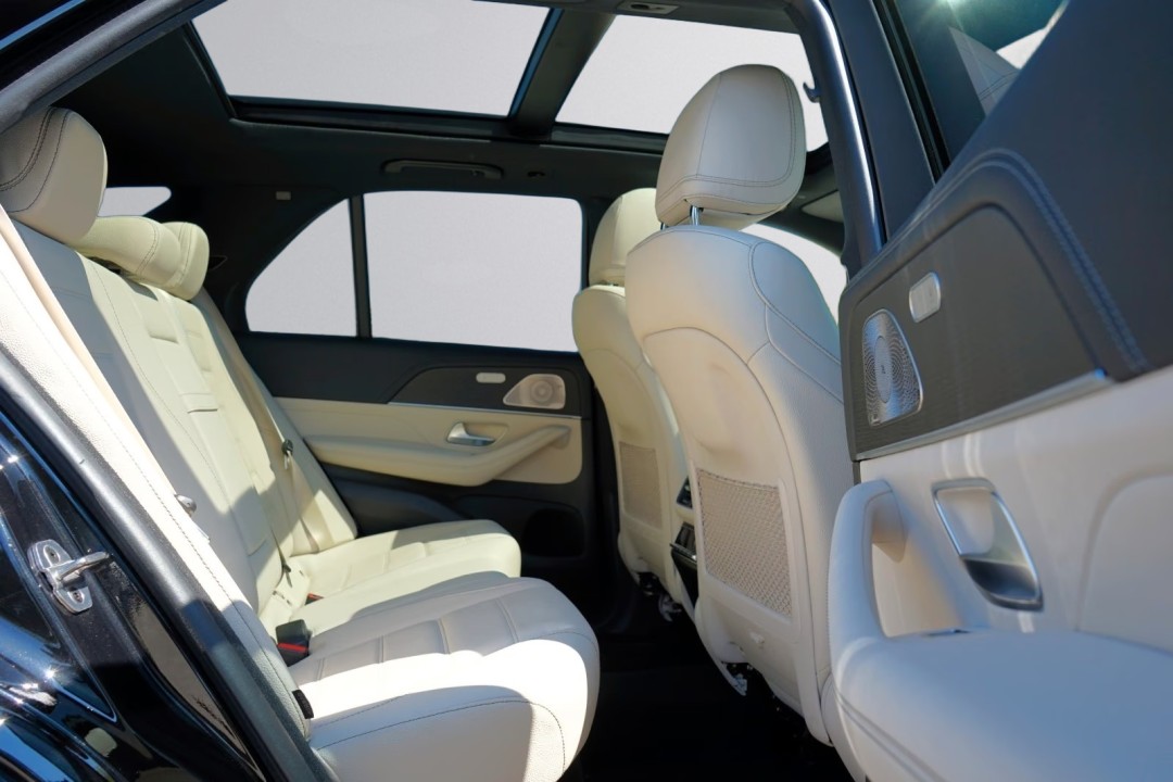 Mercedes-Benz GLE 400d 4MATIC AMG Line - foto 15