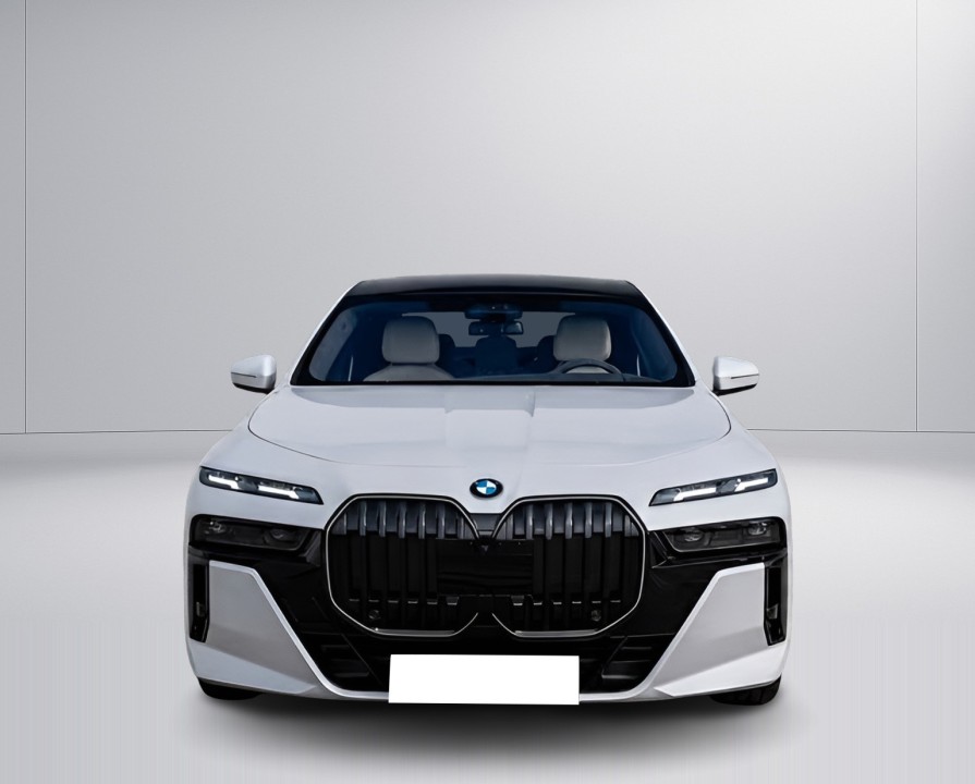 BMW Seria 7 740d xDrive M-Sport (2)