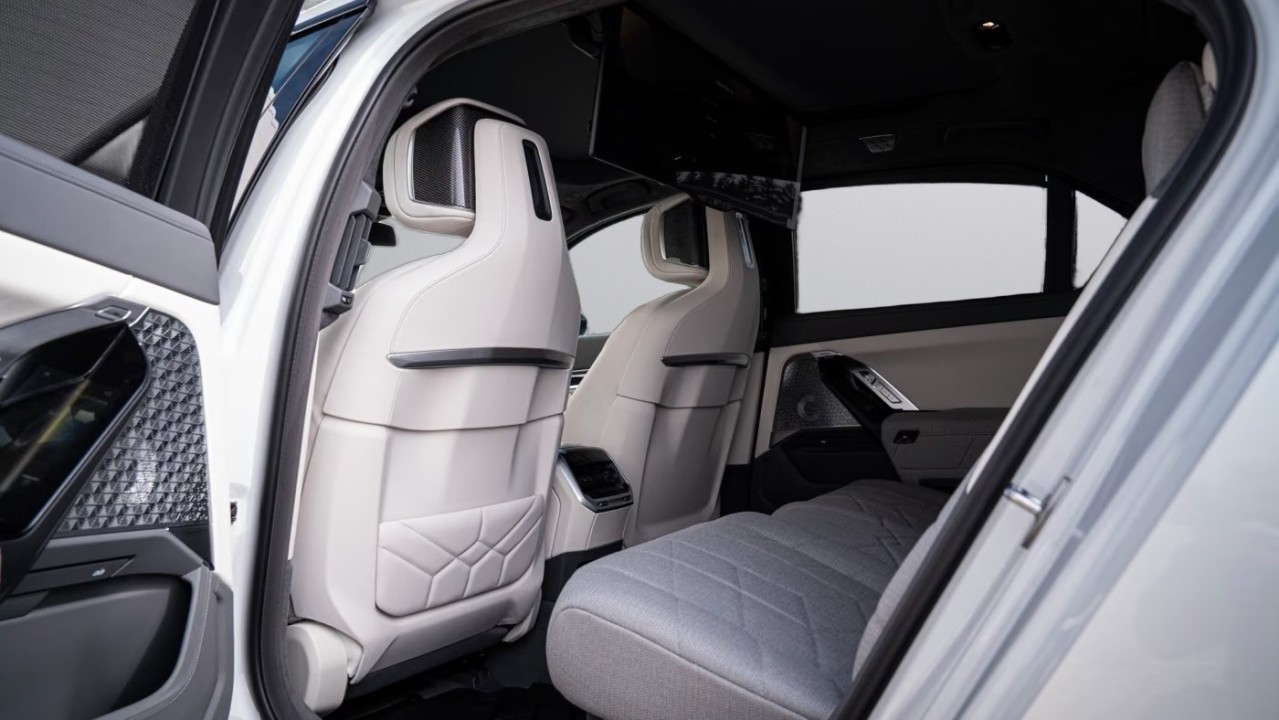 BMW Seria 7 740d xDrive M-Sport - foto 11