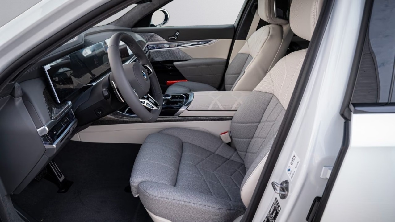 BMW Seria 7 740d xDrive M-Sport - foto 6