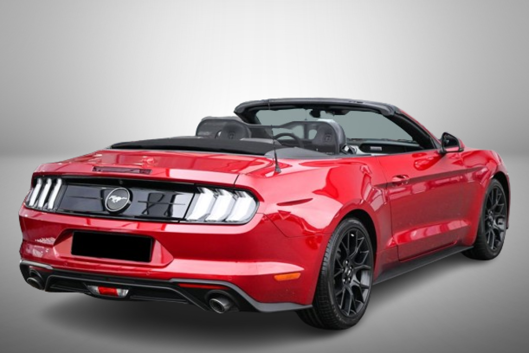 Ford Mustang Cabrio 2.3 EcoBoost (2)