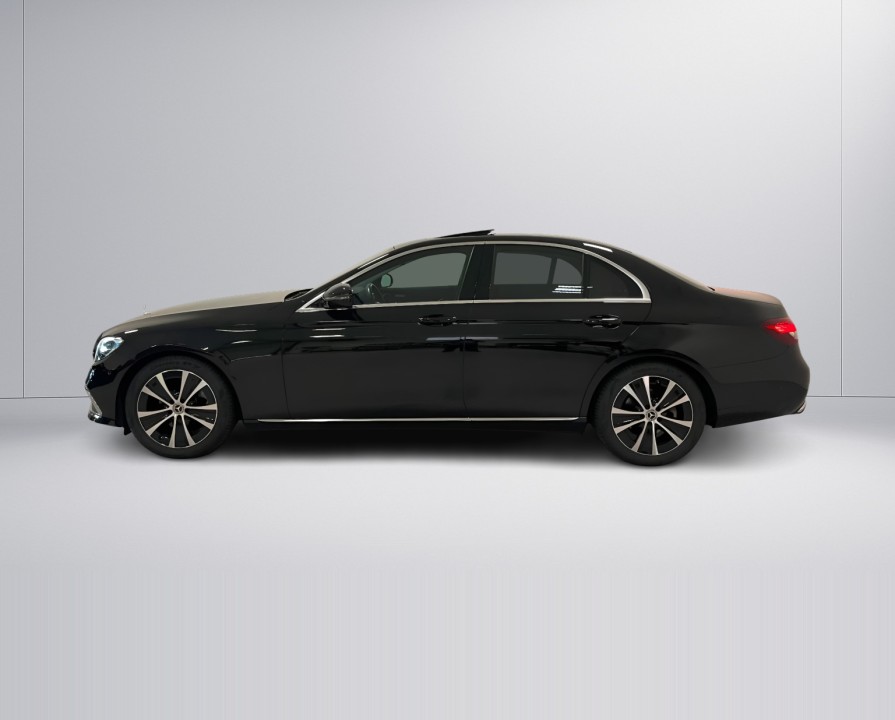 Mercedes-Benz E 220d Avantgarde (4)