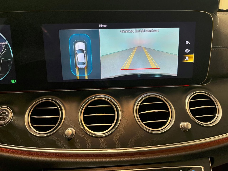 Mercedes-Benz E 220d Avantgarde - foto 17