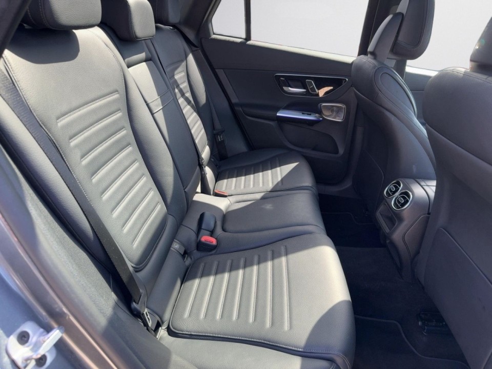 Mercedes-Benz GLC 300e 4MATIC AMG Line - foto 6