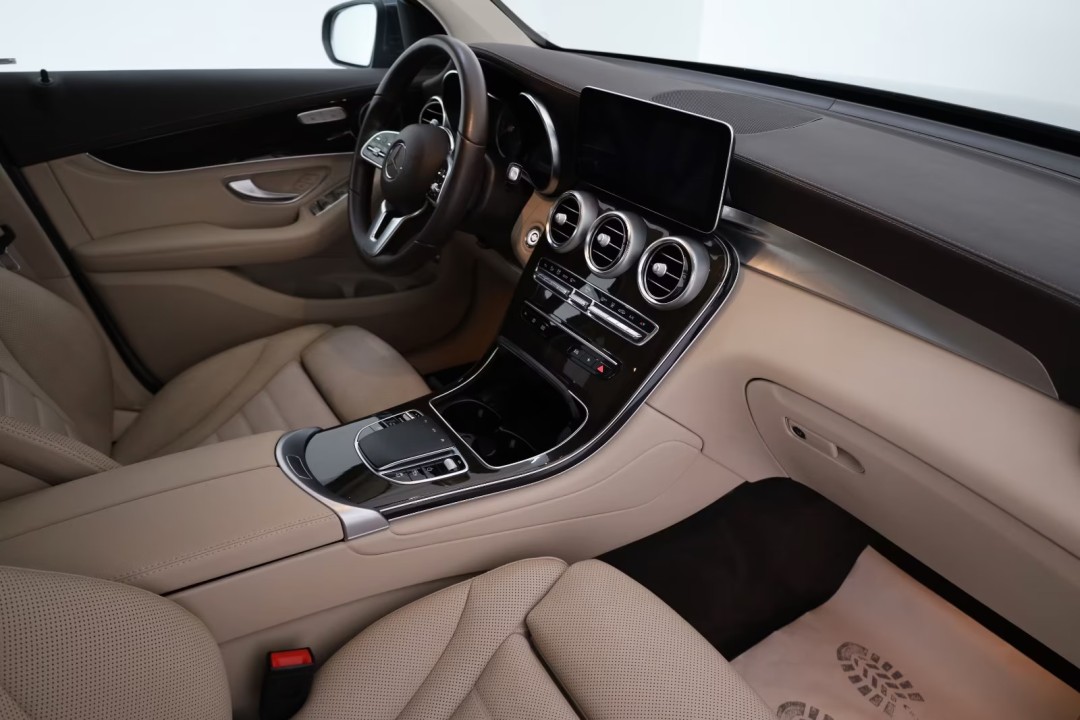 Mercedes-Benz GLC Coupé 300e 4MATIC - foto 14