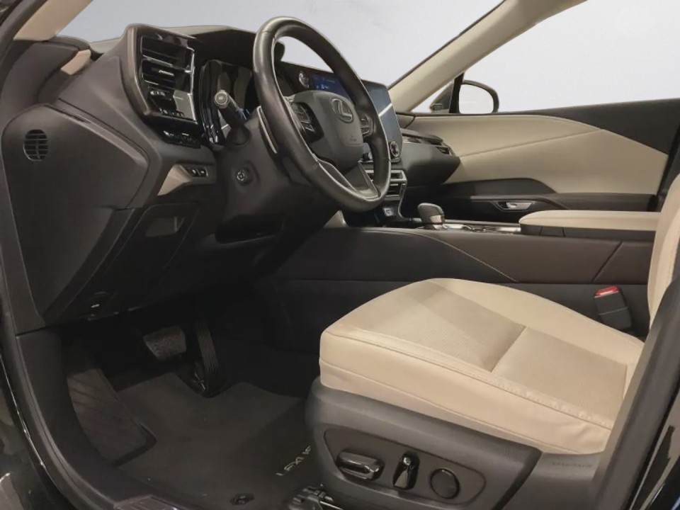 Lexus Seria RX 450h+ AWD Executive - foto 9