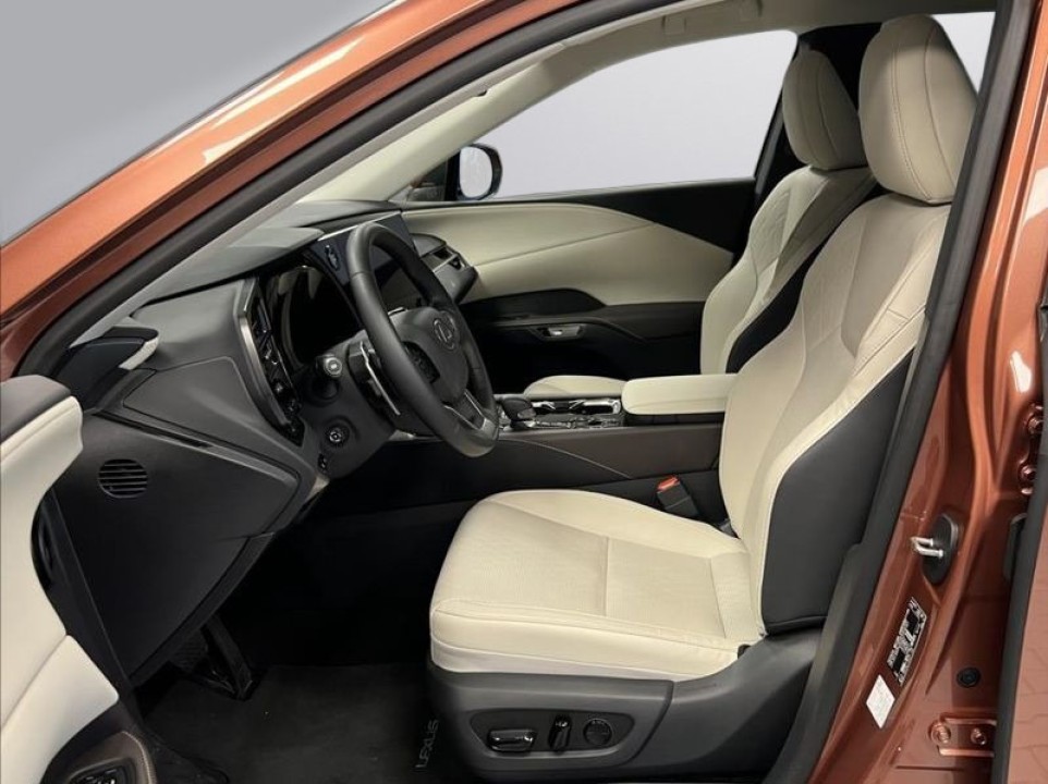 Lexus Seria RX 450h+ Executive - foto 9