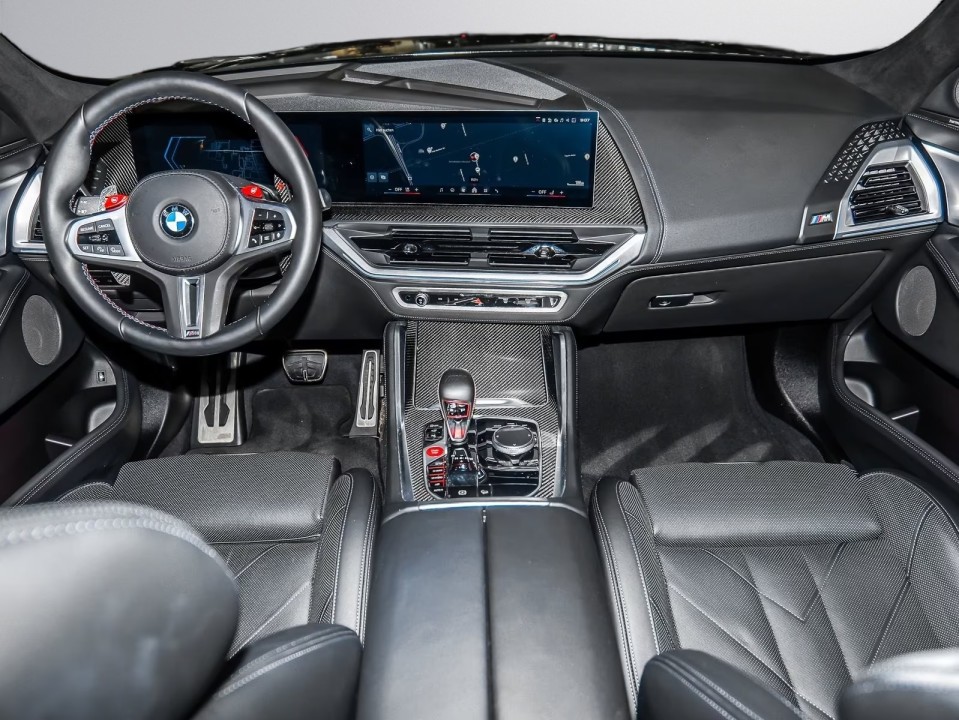 BMW XM 50e - foto 12