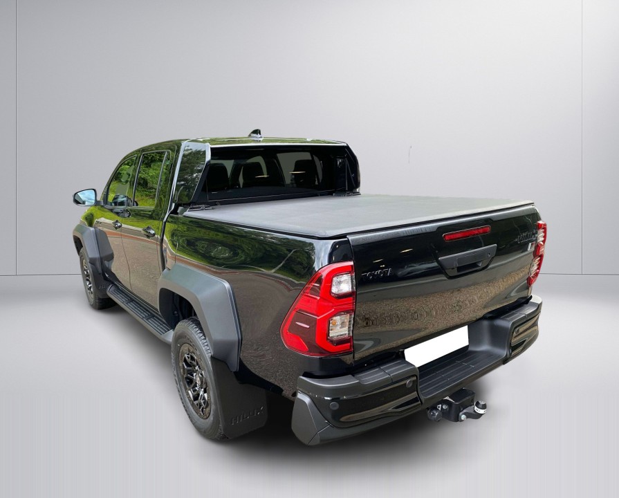 Toyota Hilux 2.8D GR Sport (3)
