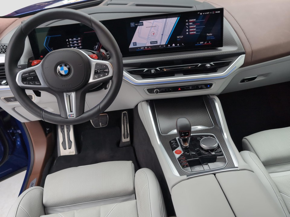 BMW XM 50e - foto 8