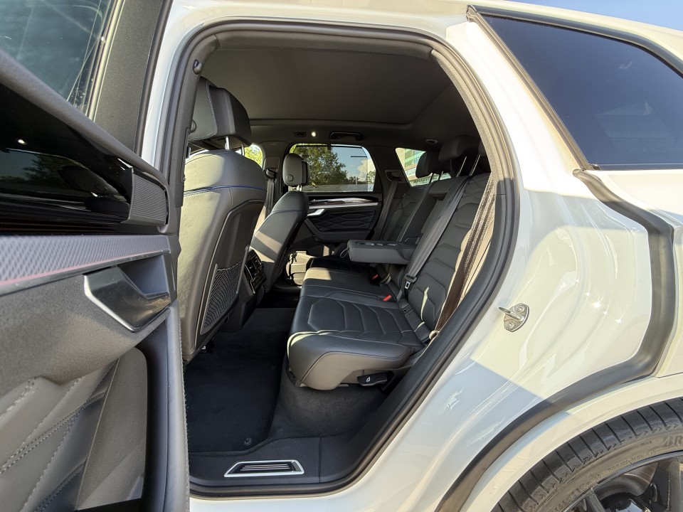 Volkswagen Touareg R TSI eHybrid - foto 12