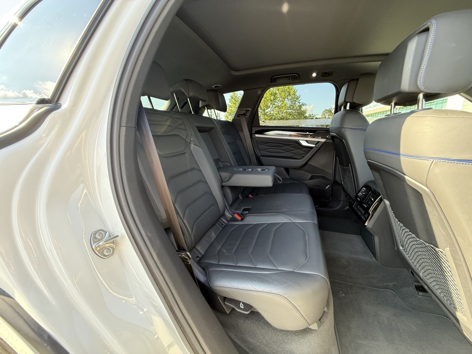 Volkswagen Touareg R TSI eHybrid - foto 18